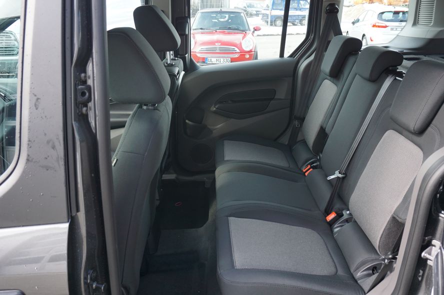 Ford TOURNEO CONNECT AMBIENTE