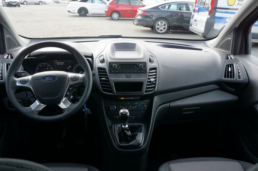 Ford TOURNEO CONNECT AMBIENTE