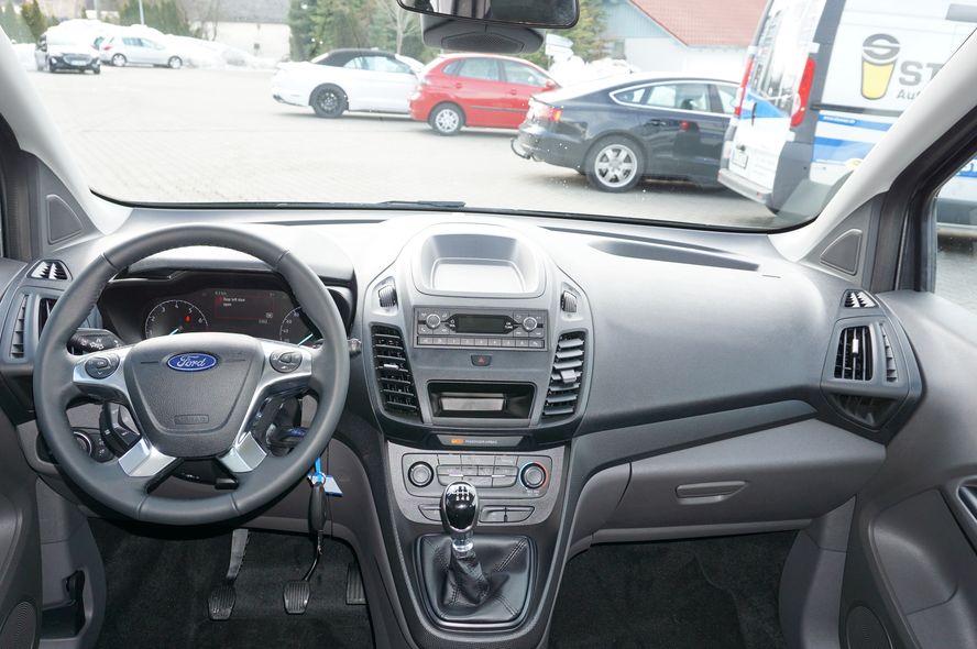 Ford TOURNEO CONNECT AMBIENTE