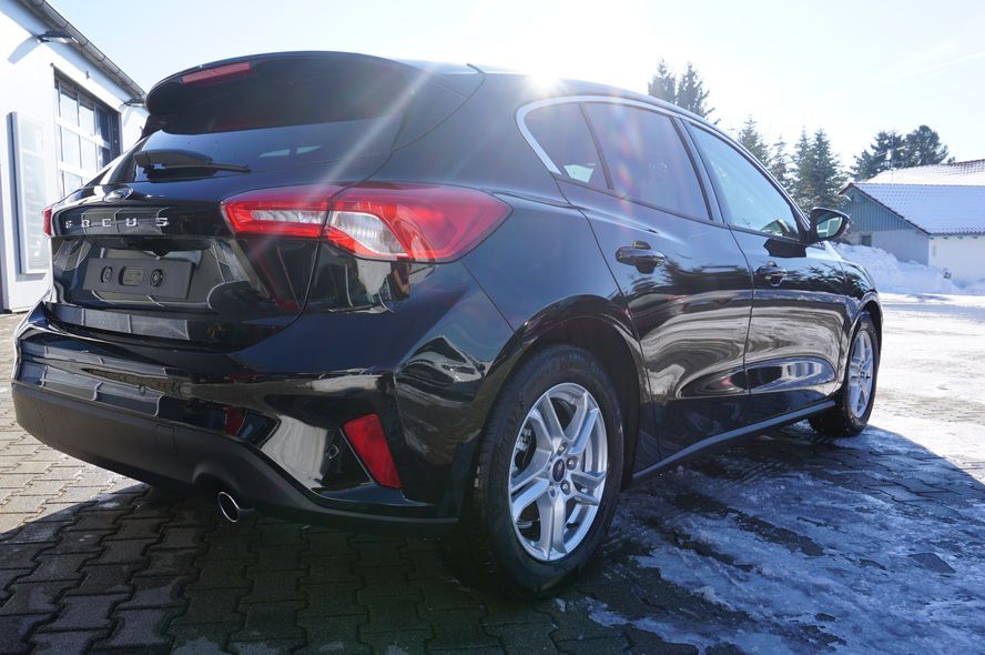 Ford Focus Titanium Edition