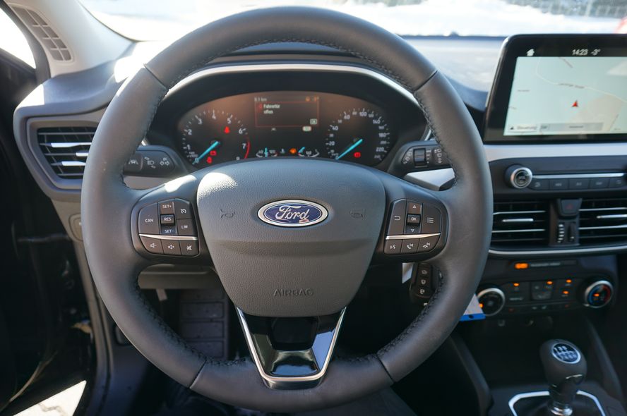 Ford Focus Titanium Edition